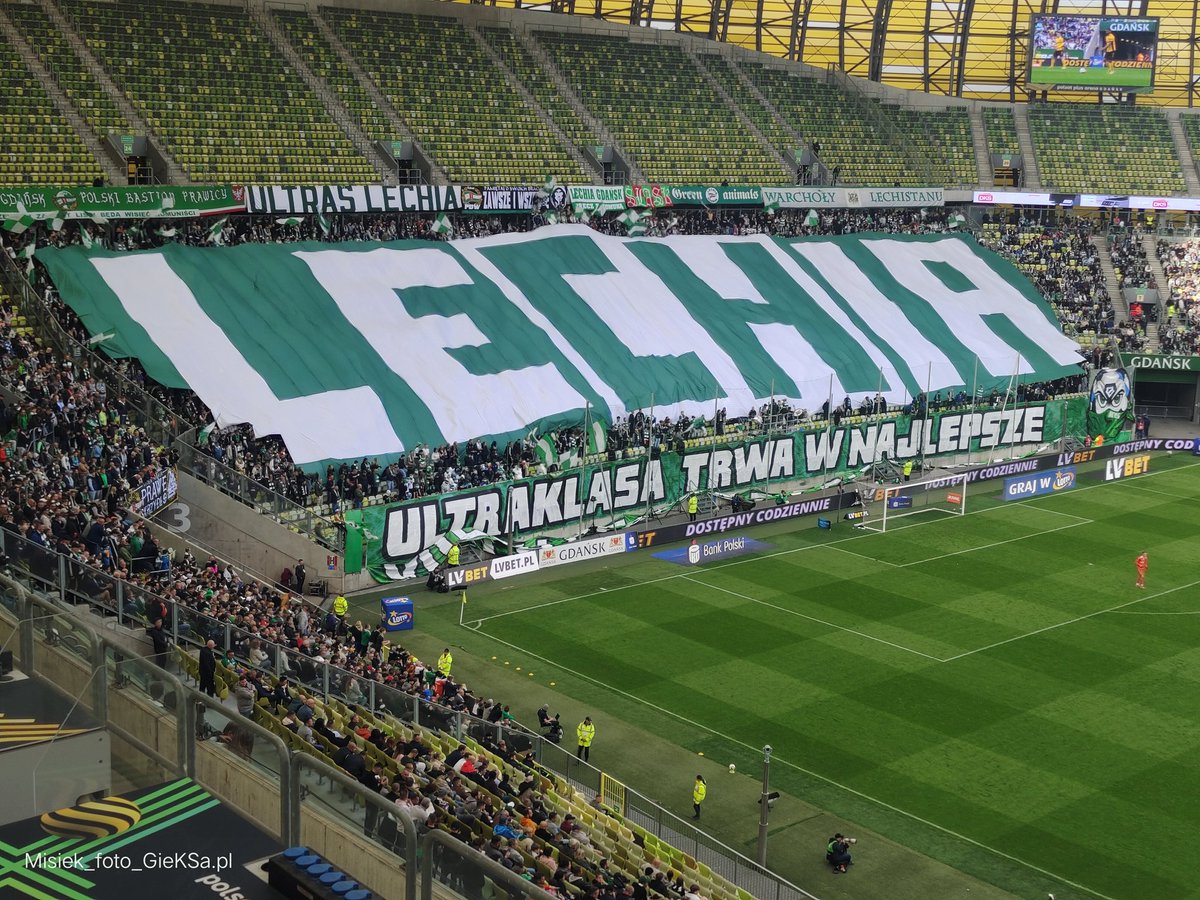MiskaPatryk's tweet image. Lechia odpaliła #Gieksatwitter