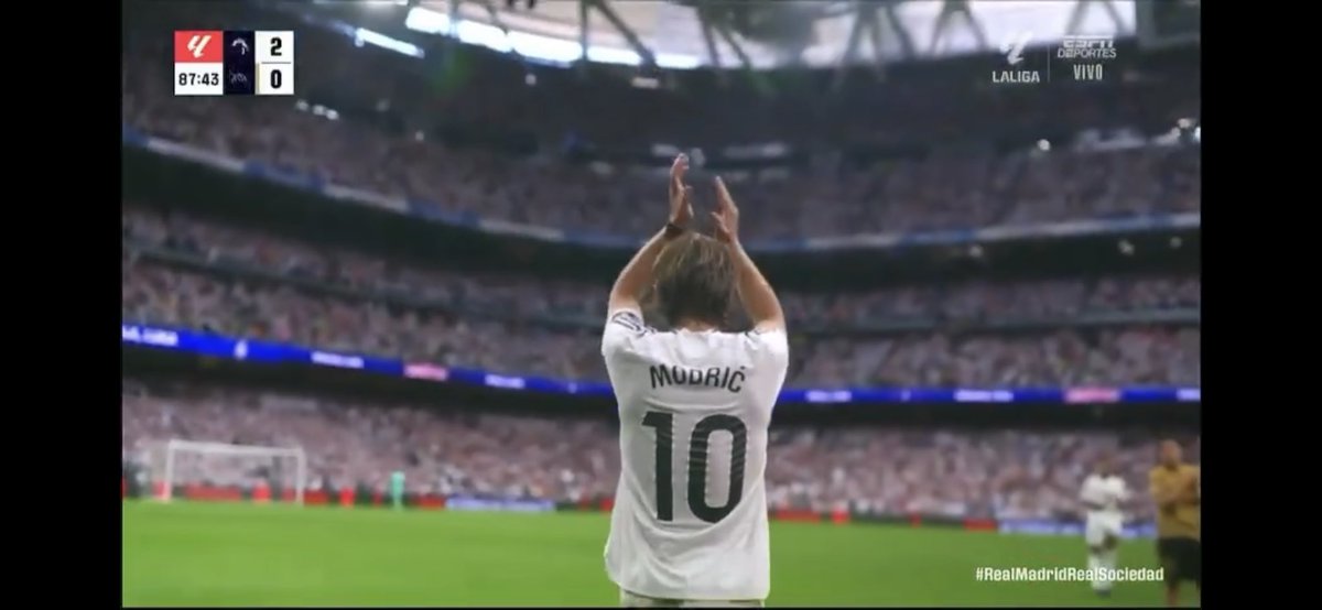 karenochb's tweet photo. 🫶🏻🤍 @lukamodric10 https://t.co/0MQbpRYoWD