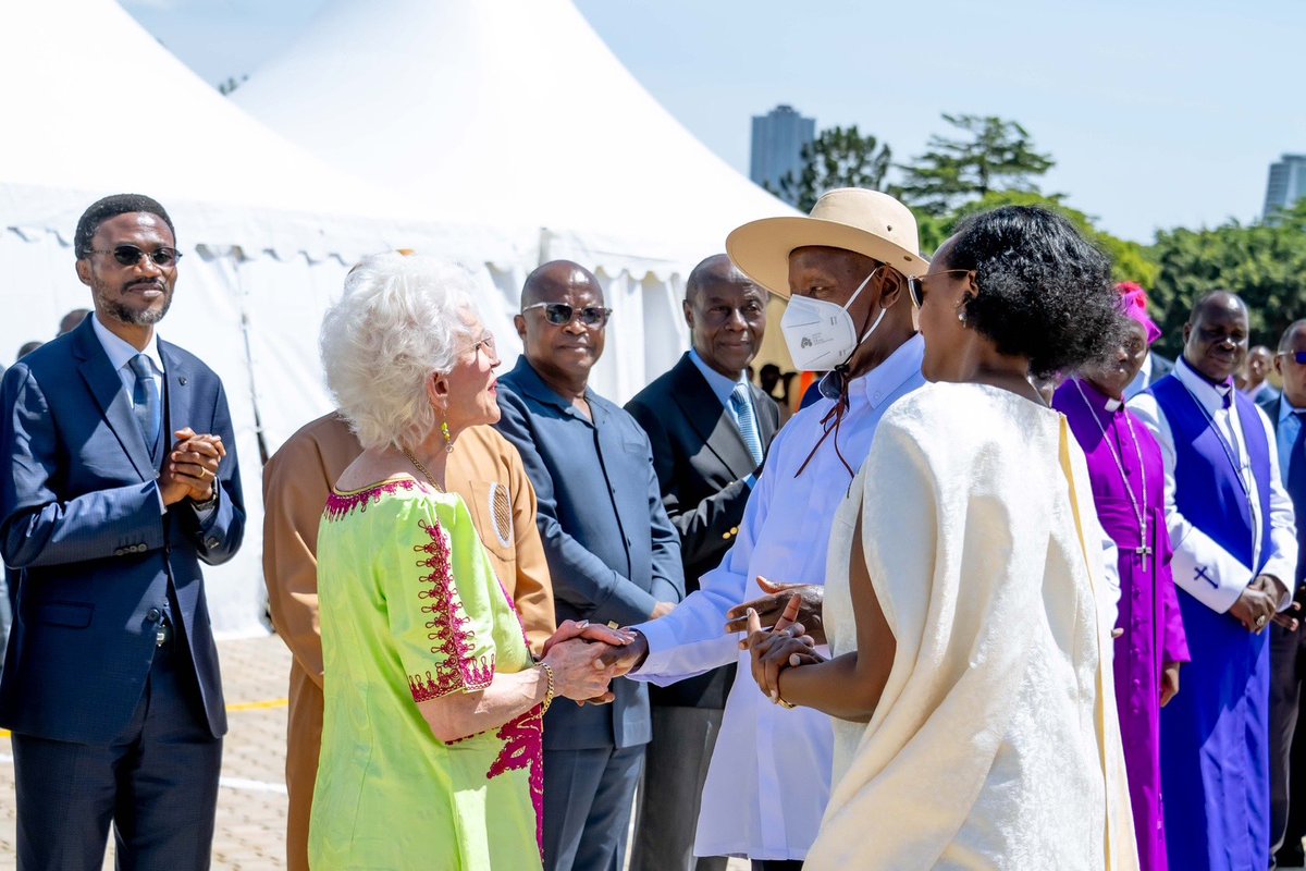 KagutaMuseveni's tweet photo. The challenge Uganda faced in the 1962 elections was religious denominationism. Our current peace is a result of rejecting that division. African societies are ancient, over 4.5 million years old, but the introduction of new religions led to conflict in just 13 years. Despite this, some of us embraced Christianity. I found six key points which I shared today: 

1. Resurrection: Traditional African beliefs didn't emphasise this, but Christianity reassured us of life after death.  

 2. Love: Jesus teaches us to love God fully and our neighbours as ourselves. This would be foundational if I were to start a church.

3. Parable of the Talents: This parable emphasises using our gifts to glorify God and take responsibility for our actions.

4. Good Samaritan: When discussing racism, we must remember this powerful message of compassion and kindness.