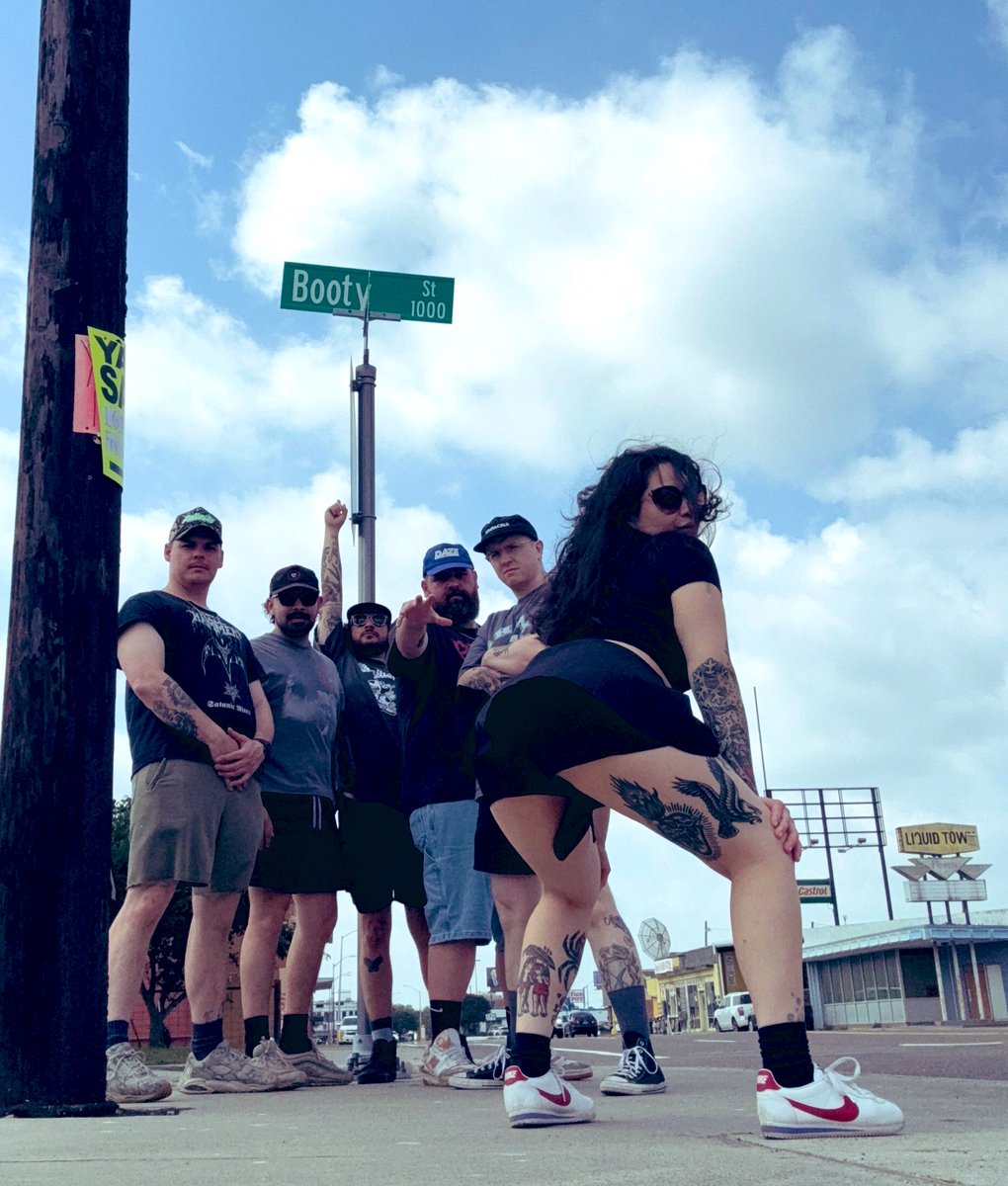 Type O Negative Approach (@nachoaveragej) on Twitter photo My favorite street My favorite street