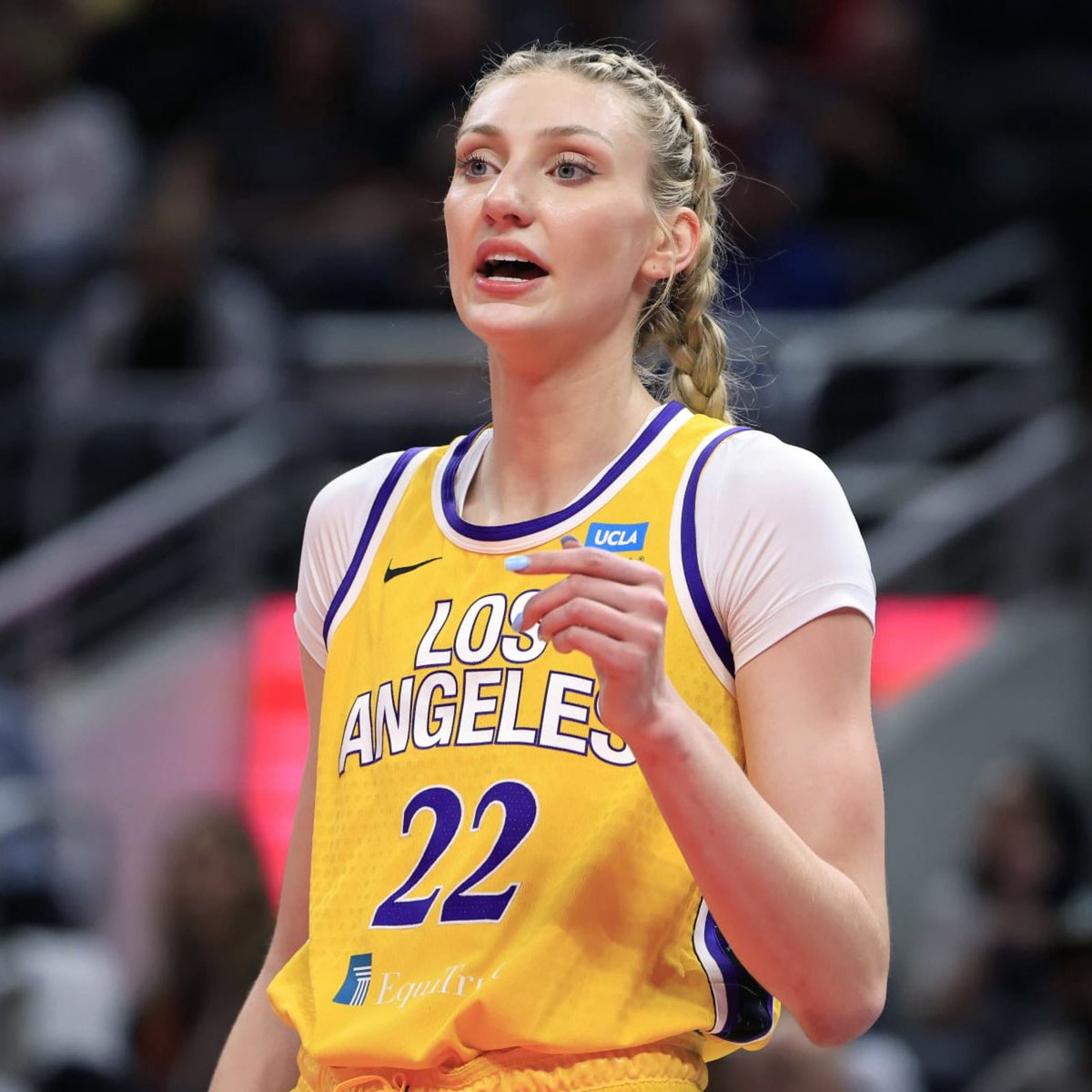 NBACentel (@thenbacentel) on Twitter photo Los Angeles Sparks practice was delayed due to Kelsey Plum and Cameron Brink arriving in the same outfit and refusing to acknowledge each other.
(Via <a href="/ESPMNBA/">ESPM on NBA</a>) Los Angeles Sparks practice was delayed due to Kelsey Plum and Cameron Brink arriving in the same outfit and refusing to acknowledge each other.
(Via <a href="/ESPMNBA/">ESPM on NBA</a>)