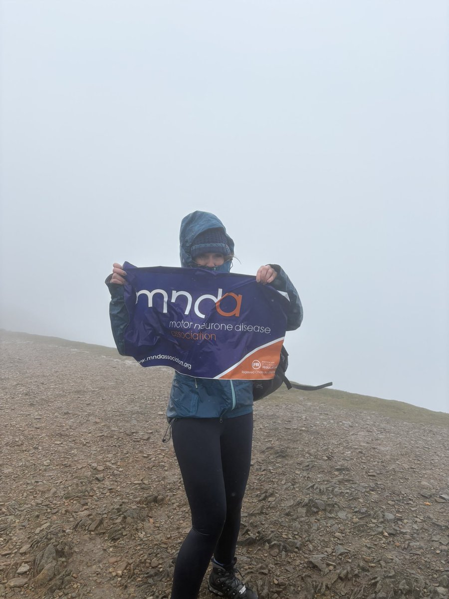 Staceyk51's tweet image. We did it 🎉 

Helvellyn ✔️
950metre mountain ✔️
27,000 steps ✔️
7.2 miles ✔️

Special thanks to everyone who has donated to my #6For6 events for @mndassoc in memory of mum 💙🧡 

Still time to make a difference here:

lnkd.in/erihnGVX

Thank you 🙏