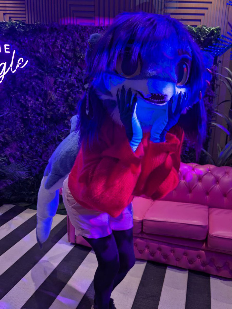 Lin_Game_Dev's tweet image. The shark is still lurking around #cfz 
Watch out!