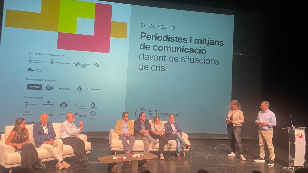 🫶 “Quan tot falla, la comunicació és el que ens manté unides”.

Amb aquestes paraules començava la Nit de la Comunicació, centrada en Periodisme i mitjans de comunicació davant de situacions de crisi. 

HO EXPLICO 👇 laberta.cat/nit-de-la-comu…
