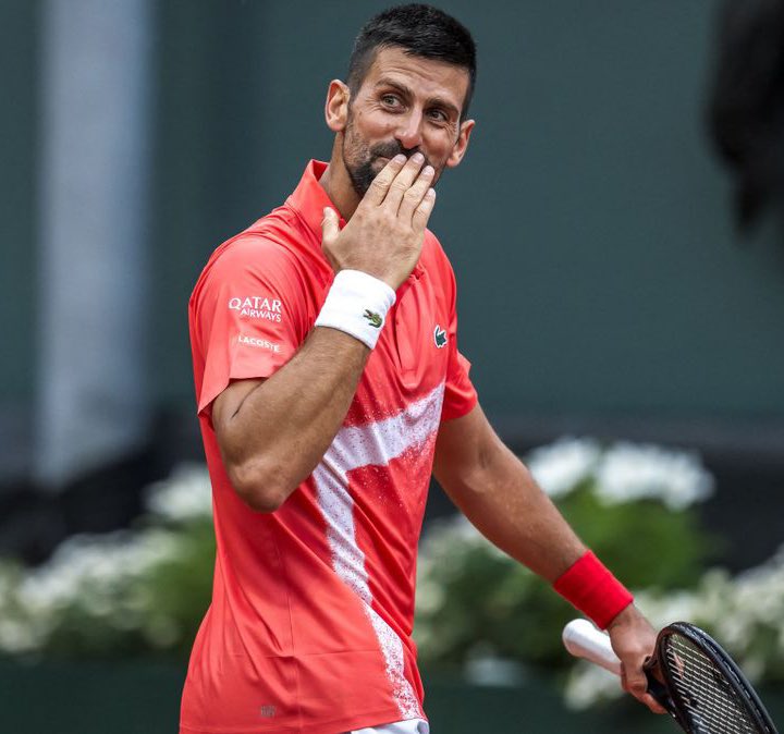 Tiempodetenis1's tweet photo. ¡Los 100 TÍTULOS de NOVAK DJOKOVIC! 💯

1- Amersfoort (2006).
2- Metz (2006).
3- Adelaida (2007).
4- Masters 1000 Miami (2007).
5- Estoril (2007).
6- Masters 1000 Canadá (2007).
7- Viena (2007).
8- Australian Open (2008).
9- Masters 1000 Indian Wells (2008).
10- Masters 1000 Roma (2008).
11- ATP Finals (2008).
12- Dubai (2009).
13- Belgrado (2009).
14- Beijing (2009).
15- Basilea (2009).
16- Masters 1000 París (2009).
17- Dubai (2010).
18- Beijing (2010).
19- Australian Open (2011).
20- Dubai (2011).
21- Masters 1000 Indian Wells (2011).
22- Masters 1000 Miami (2011).
23- Belgrado (2011).
24- Masters 1000 Madrid (2011).
25- Masters 1000 Roma (2011).
26- Wimbledon (2011).
27- Masters 1000 Canadá (2011).
28- US Open (2011).
29- Australian Open (2012).
30- Masters 1000 Miami (2012).
31- Masters 1000 Canadá (2012).
32- Beijing (2012).
33- Masters 1000 Shanghai (2012).
34- ATP Finals (2012).
35- Australian Open (2013).
36- Dubai (2013).
37- Masters 1000 Monte-Carlo (2013).
38- Beijing (2013).
39- Masters 1000 Shanghai (2013).
40- Masters 1000 París (2013).
41- ATP Finals (2013).
42- Masters 1000 Indian Wells (2014).
43- Masters 1000 Miami (2014).
44- Masters 1000 Roma (2014).
45- Wimbledon (2014).
46- Beijing (2014).
47- Masters 1000 París (2014).
48- ATP Finals (2014).
49- Australian Open (2015).
50- Masters 1000 Indian Wells (2015).
51- Masters 1000 Miami (2015).
52- Masters 1000 Monte-Carlo (2015).
53- Masters 1000 Roma (2015).
54- Wimbledon (2015).
55- US Open (2015).
56- Beijing (2015).
57- Masters 1000 Shanghai (2015).
58- Masters 1000 París (2015).
59- ATP Finals (2015).
60- Doha (2016).
61- Australian Open (2016).
62- Masters 1000 Indian Wells (2016).
63- Masters 1000 Miami (2016).
64- Masters 1000 Madrid (2016).
65- Roland Garros (2016).
66- Masters 1000 Canadá (2016).
67- Doha (2017).
68- Eastbourne (2017).
69- Wimbledon (2018).
70- Masters 1000 Cincinnati (2018).
71- US Open (2018).
72- Masters 1000 Shanghai (2018).
73- Australian Open (2019).
74- Masters 1000 Madrid (2019).
75- Wimbledon (2019).
76- Tokio (2019).
77- Masters 1000 París (2019).
78- Australian Open (2020).
79- Dubai (2020).
80- Masters 1000 Cincinnati (2020).
81- Masters 1000 Roma (2020).
82- Australian Open (2021).
83- Belgrado 2 (2021).
84- Roland Garros (2021).
85- Wimbledon (2021).
86- Masters 1000 París (2021).
87- Masters 1000 Roma (2022).
88- Wimbledon (2022).
89- Tel Aviv (2022).
90- Astana (2022).
91- ATP Finals (2022).
92- Adelaida 1 (2023).
93- Australian Open (2023).
94- Roland Garros (2023).
95- Masters 1000 Cincinnati (2023).
96- US Open (2023).
97- Masters 1000 París (2023).
98- ATP Finals (2023).
99- Juegos Olímpicos de París (2024).
100- Ginebra (2025).