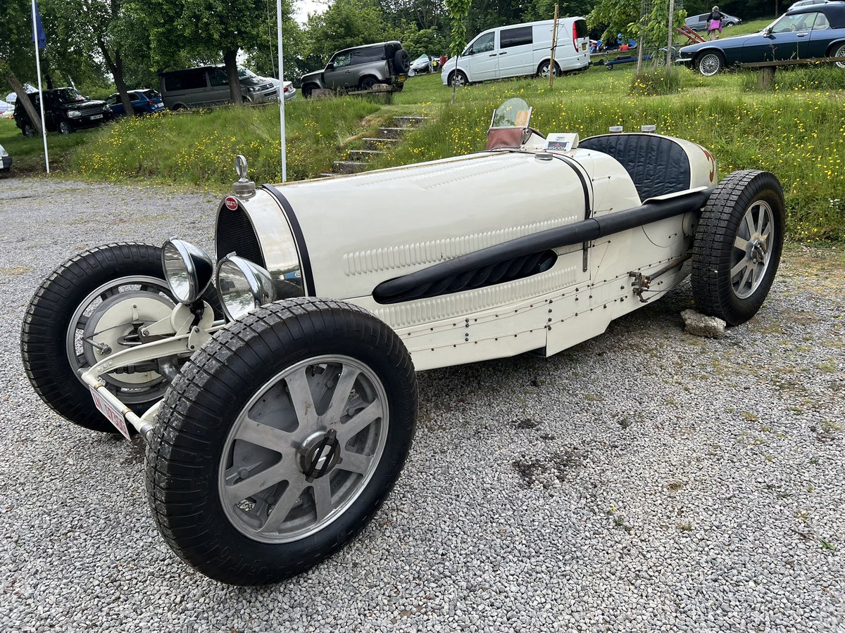 Marc_Allum's tweet image. Enjoyable day at Prescott Historique and liking this race-ready Jensen Healey with about 240bhp under the bonnet. 

Great also to catch up with @aohe As always, doing great work for the classic motoring world. 

@PrescottHClimb @BugattiTrust