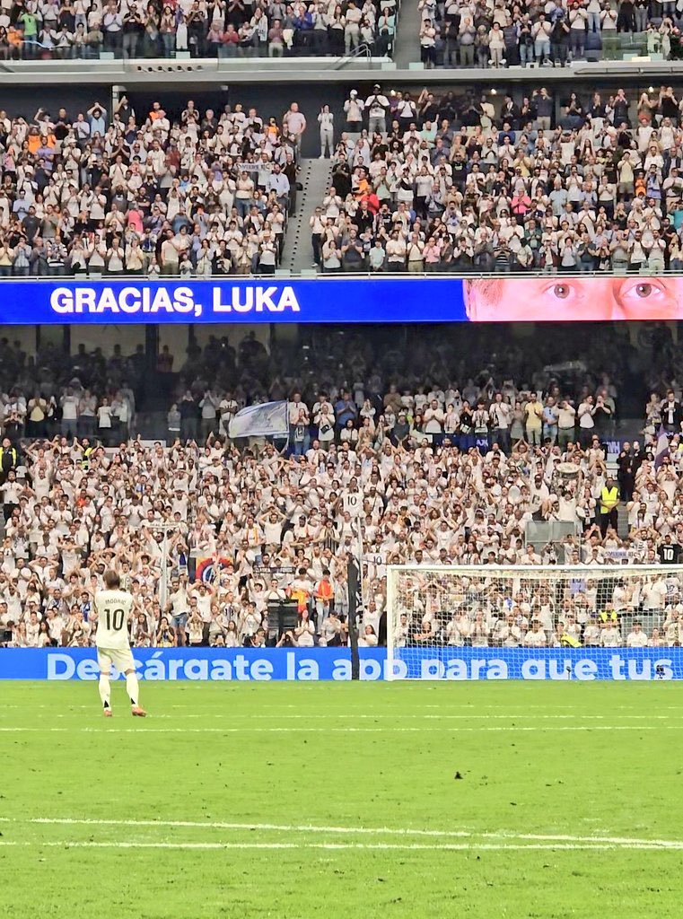 La Saeta Rubia tweet media