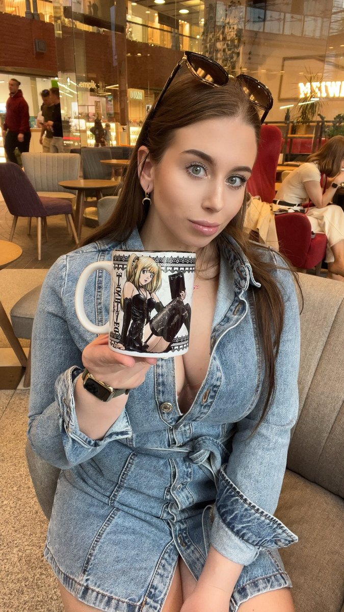 aleksandra 🍑 tweet media