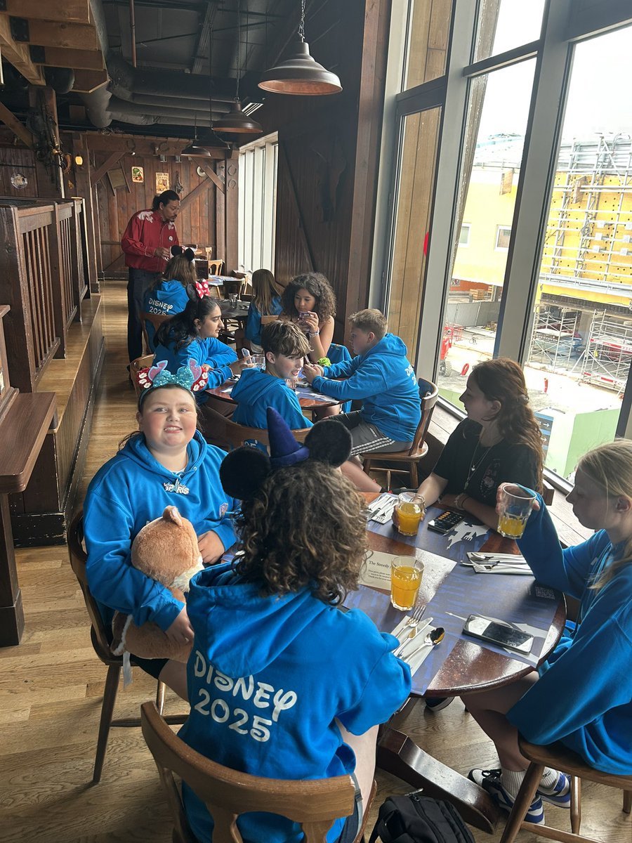 StreetlyYr9 (@streetlyyr9) on Twitter photo After a fun packed afternoon in the Disney parks it’s time for dinner. Billy Bobs Buffet yee-ha 🤠 <a href="/StreetlyAcademy/">The Streetly Academy</a> After a fun packed afternoon in the Disney parks it’s time for dinner. Billy Bobs Buffet yee-ha 🤠 <a href="/StreetlyAcademy/">The Streetly Academy</a>