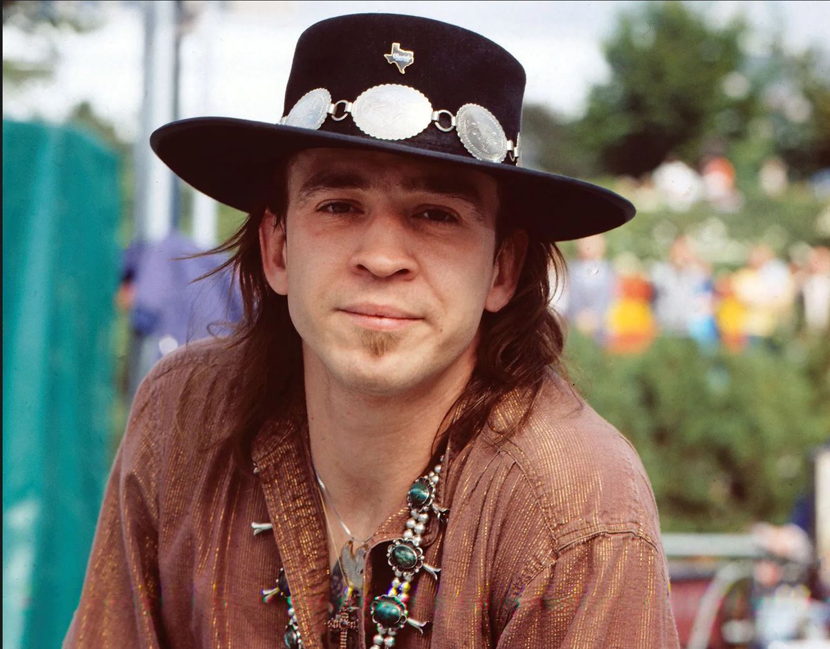 TracesofTexas's tweet image. Eric Clapton talks about Stevie Ray Vaughan:

"I don't think anyone has commanded my respect more, to this day. The first time I heard Stevie Ray, I thought, "Whoever this is, he is going to shake the world." I was in my car and I remember thinking, I have to find out, before the…