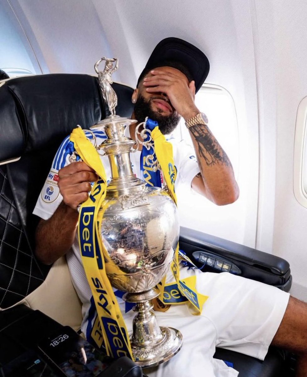 Chose the bigger &amp; better club &amp; most importantly chose premier league football 👍

#LUFC