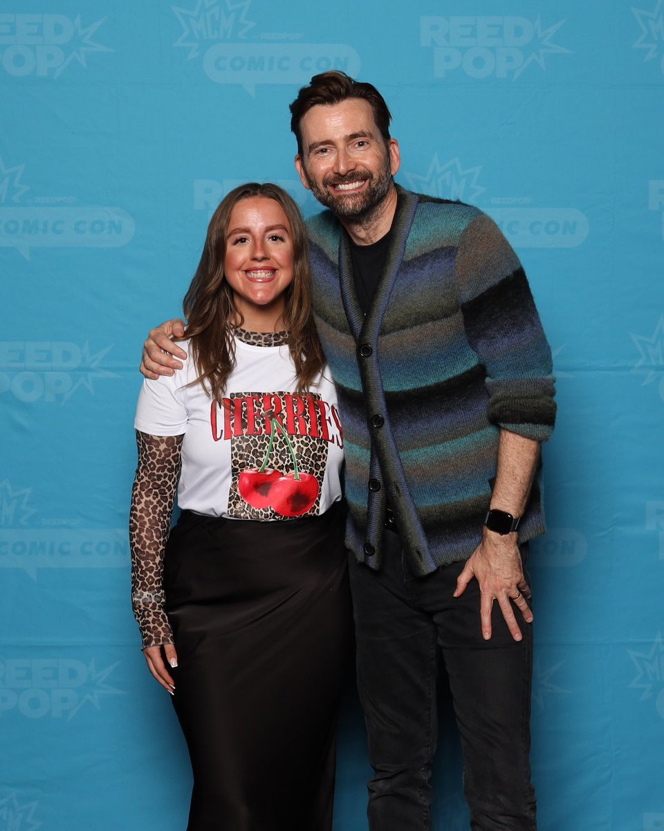 Lilsiee's tweet photo. IT FINALLY HAPPENED 

#DavidTennant https://t.co/NXUz4va906