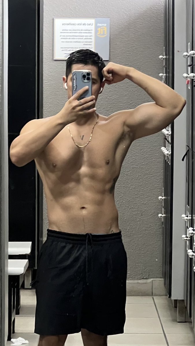 🦍