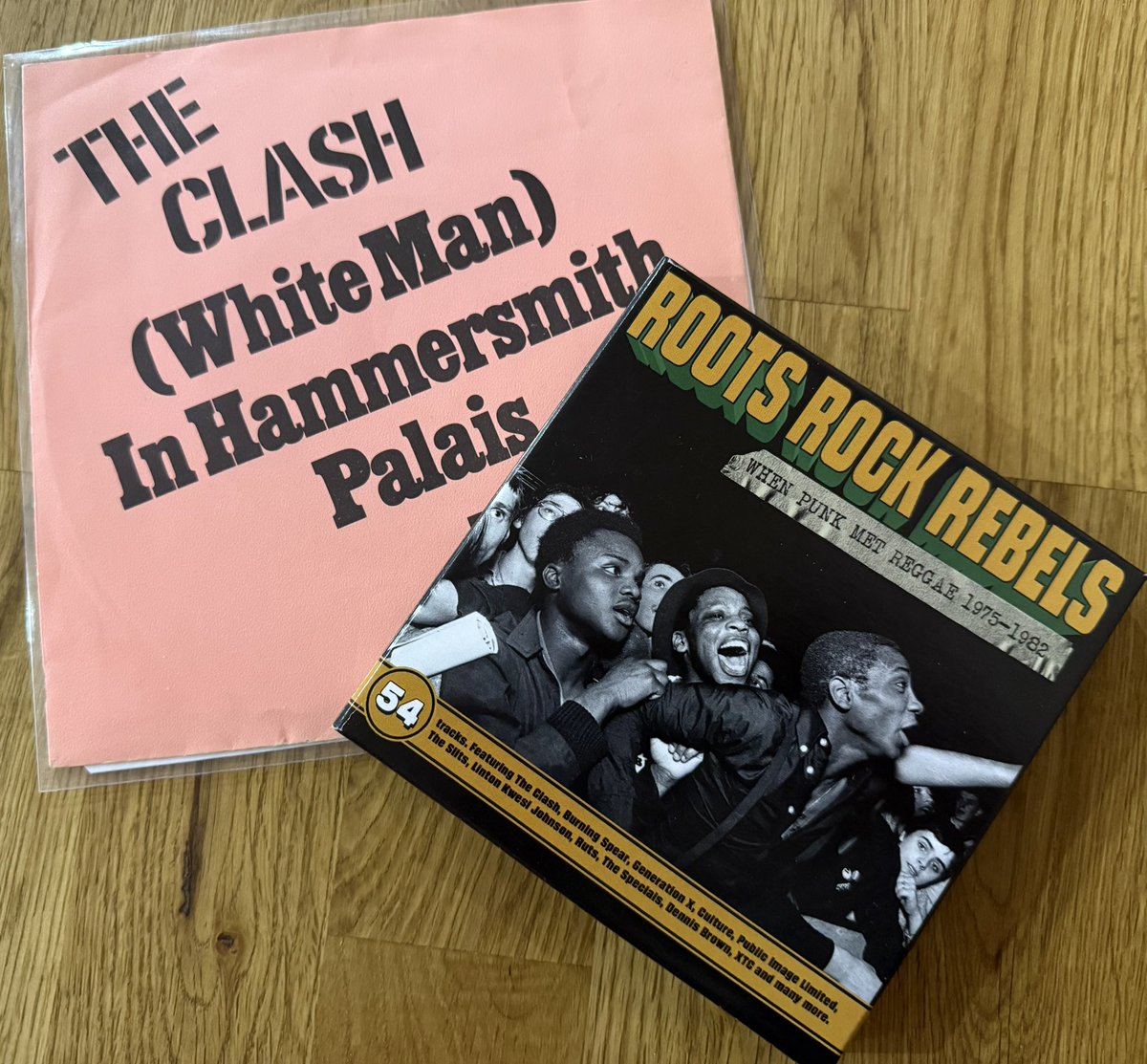 Scottish Post-Punk (@scotspostpunk) on Twitter photo The Clash: (White Man) in Hammersmith Palais features on ROOTS ROCK REBELS: WHEN PUNK MET REGGAE 1975-1982
youtu.be/96UtZPLiT90?si…
#rootsrockrebels
cherryred.co.uk/various-artist…
amazon.co.uk/ROOTS-ROCK-REB…
<a href="/TheClash/">The Clash</a> <a href="/GCPunkNewWave/">GC's Punk & New Wave</a> <a href="/NewWaveAndPunk/">PunkAndNewWave</a> <a href="/TonyBeesley/">Tony Beesley</a> <a href="/leftacademic/">Gregor Gall</a> The Clash: (White Man) in Hammersmith Palais features on ROOTS ROCK REBELS: WHEN PUNK MET REGGAE 1975-1982
youtu.be/96UtZPLiT90?si…
#rootsrockrebels
cherryred.co.uk/various-artist…
amazon.co.uk/ROOTS-ROCK-REB…
<a href="/TheClash/">The Clash</a> <a href="/GCPunkNewWave/">GC's Punk & New Wave</a> <a href="/NewWaveAndPunk/">PunkAndNewWave</a> <a href="/TonyBeesley/">Tony Beesley</a> <a href="/leftacademic/">Gregor Gall</a>