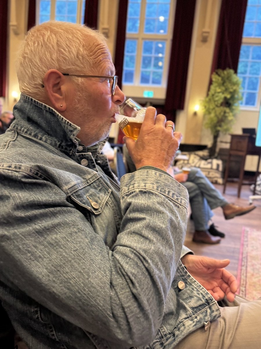 S!emen Wachtmeester tweet media