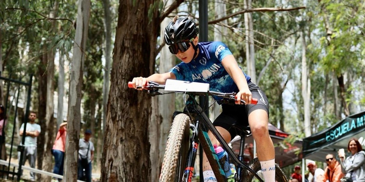 Lanjarón corona a los campeones y campeonas de Andalucía BTT Escuelas 2025
motrildigital.news/lanjaron-coron…