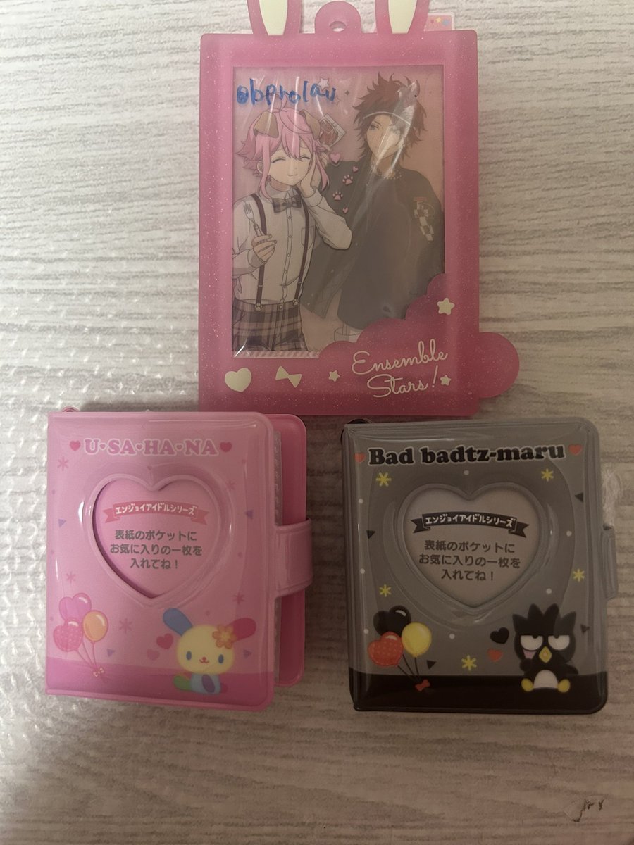 サンリオ　ミニフォトアルバムキーホルダー

譲　ばつ丸　ウサハナ
求　キティ

郵送または八王子手渡し希望