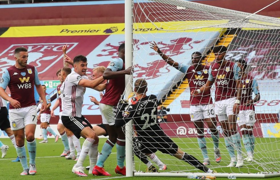 Rjxnes2007's tweet photo. @SheffieldUnited Just call it’s quits lads your reputation isn’t good with VAR and not good in top 2 tiers deserve to be down in league 1 and 2 were you belong #BlameVAR #Blametevez #YourShit https://t.co/NxVAiQyZEG
