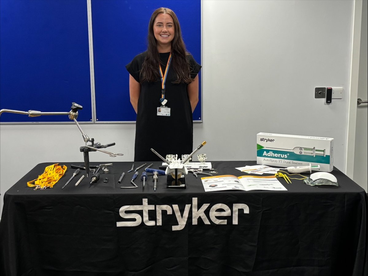 QSReview's tweet image. Thank you for your amazing support on the Queen Square Neurosurgery Review Course 2025! Inomed & @StrykerNS