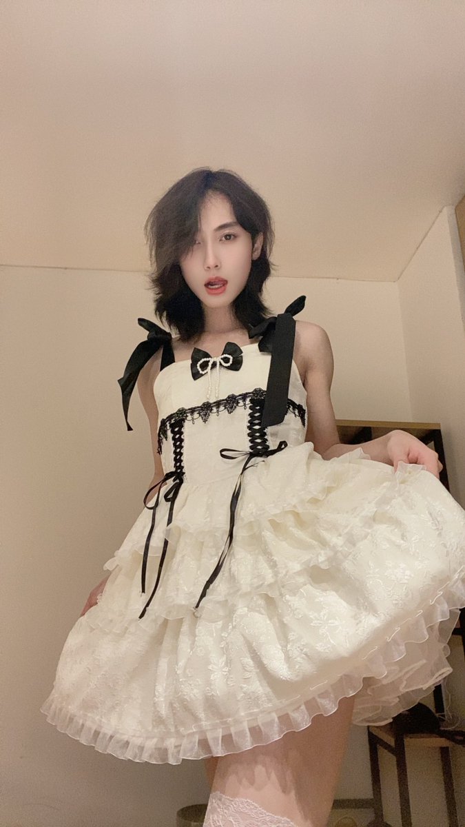 女仆☕️ #美足 #伪娘 #CD #男の娘 #雌堕 #药娘 #TS https://t.co/XDbTIHJRnA