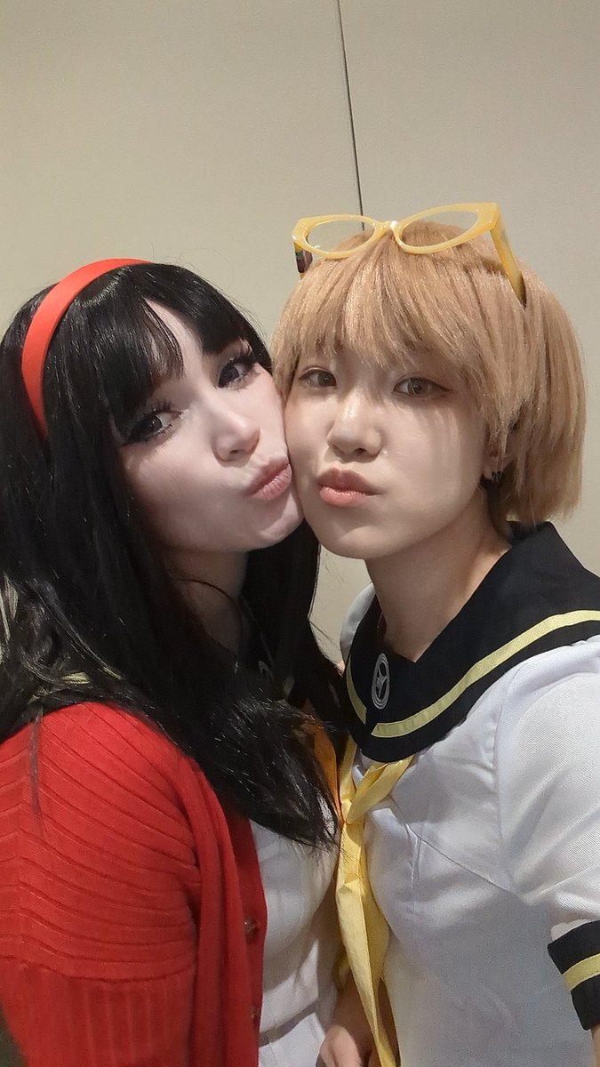 higana_suzu's tweet photo. they were roommates or something idk https://t.co/hKsQi5BeP7