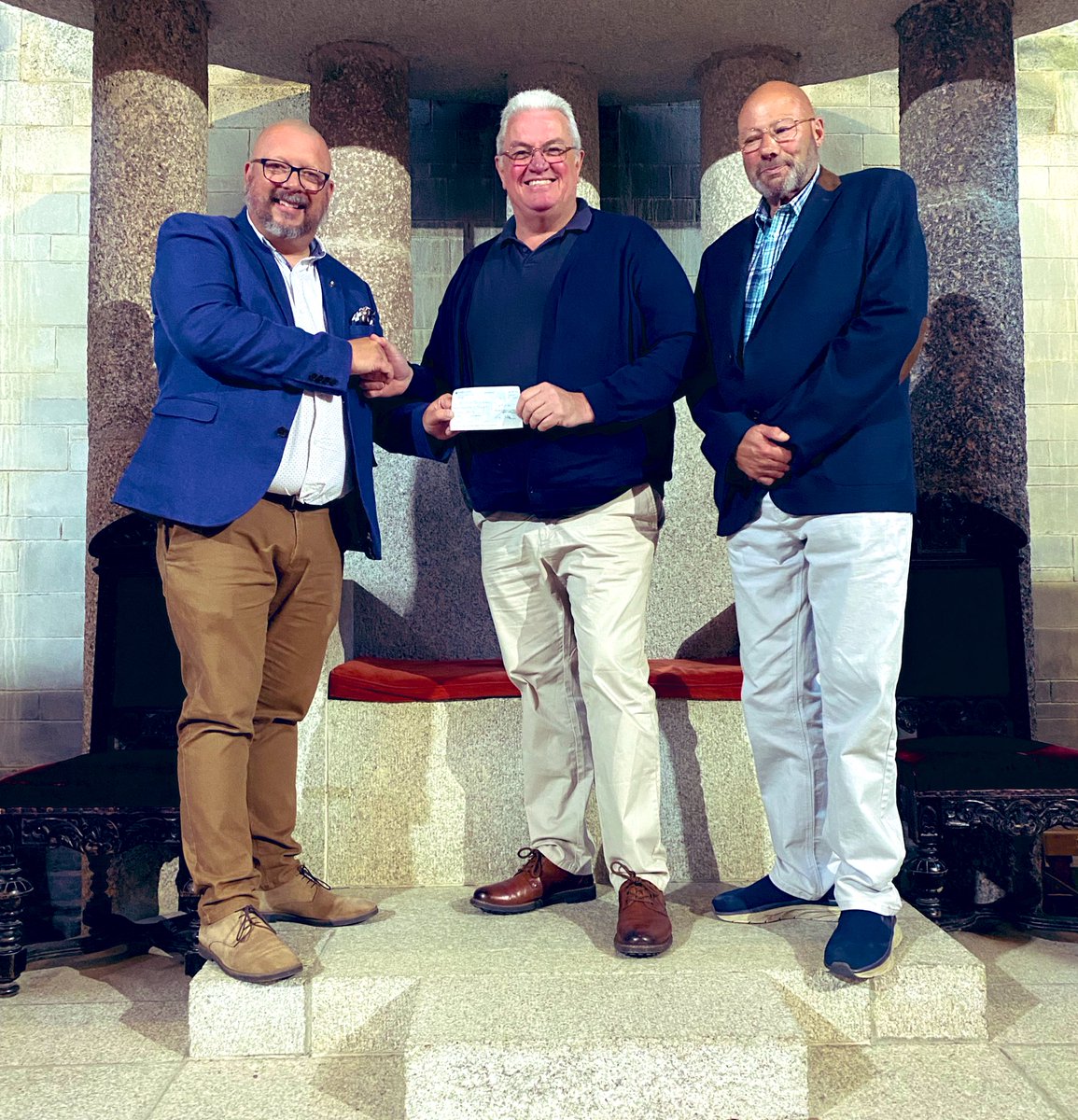 Thank you to Roseland Lodge who donated generously to Kreslu this month

The money will, as always, be spent supporting seriously ill or injured police officers, staff &amp; volunteers in Cornwall.