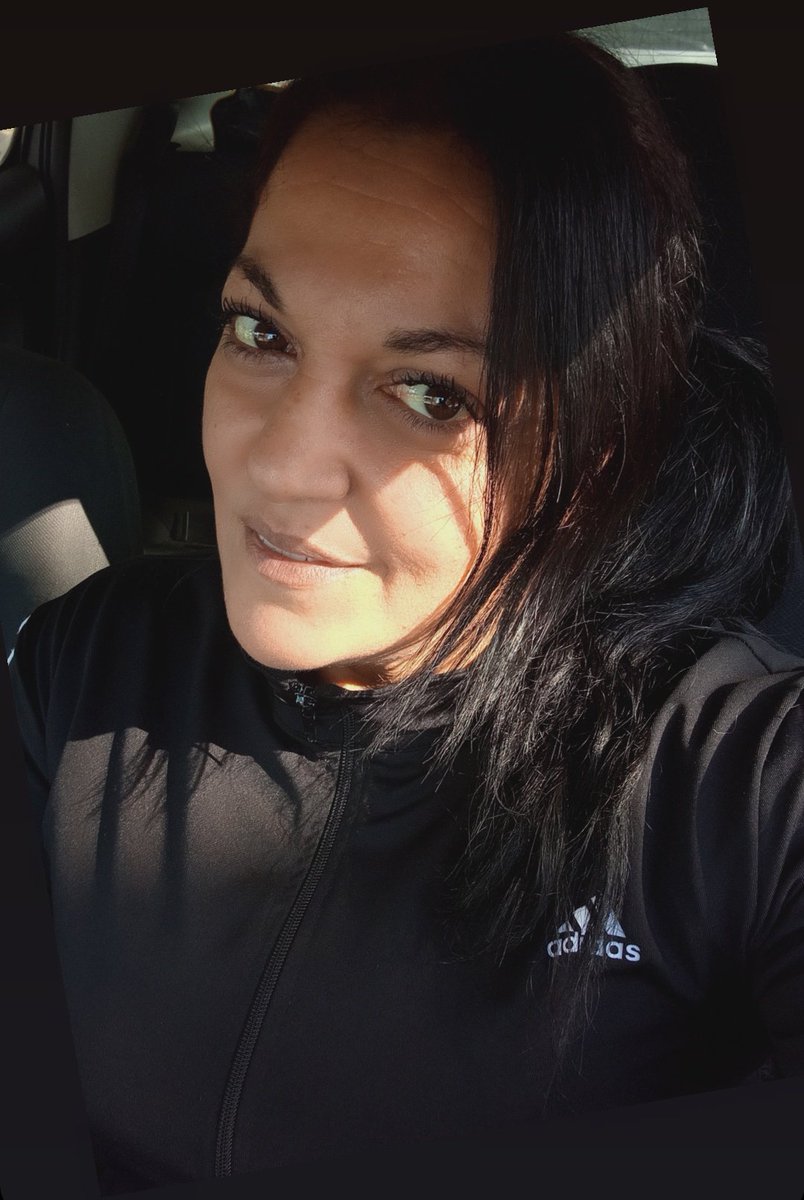Vane_vul's tweet photo. Sábado franco ....nos levantamos temprano igual 💪💪💪
Se metió 6 días , se entreno intenso igual
Mañana solo trabajo y descanso 😉🫶 https://t.co/4YuVyt1Ktv