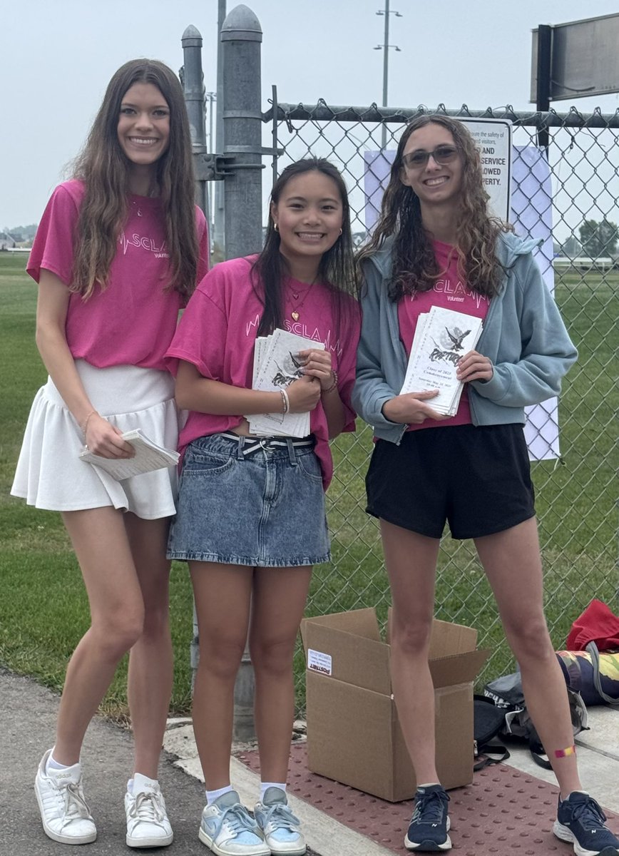 Carrie Adams (@silvercreekla) on Twitter photo Some of my awesome SCLA Ambassadors helping out at graduation! <a href="/SilverCreek_HS/">Silver Creek High School</a> <a href="/SVVSD/">St. Vrain Valley Schools</a> Some of my awesome SCLA Ambassadors helping out at graduation! <a href="/SilverCreek_HS/">Silver Creek High School</a> <a href="/SVVSD/">St. Vrain Valley Schools</a>