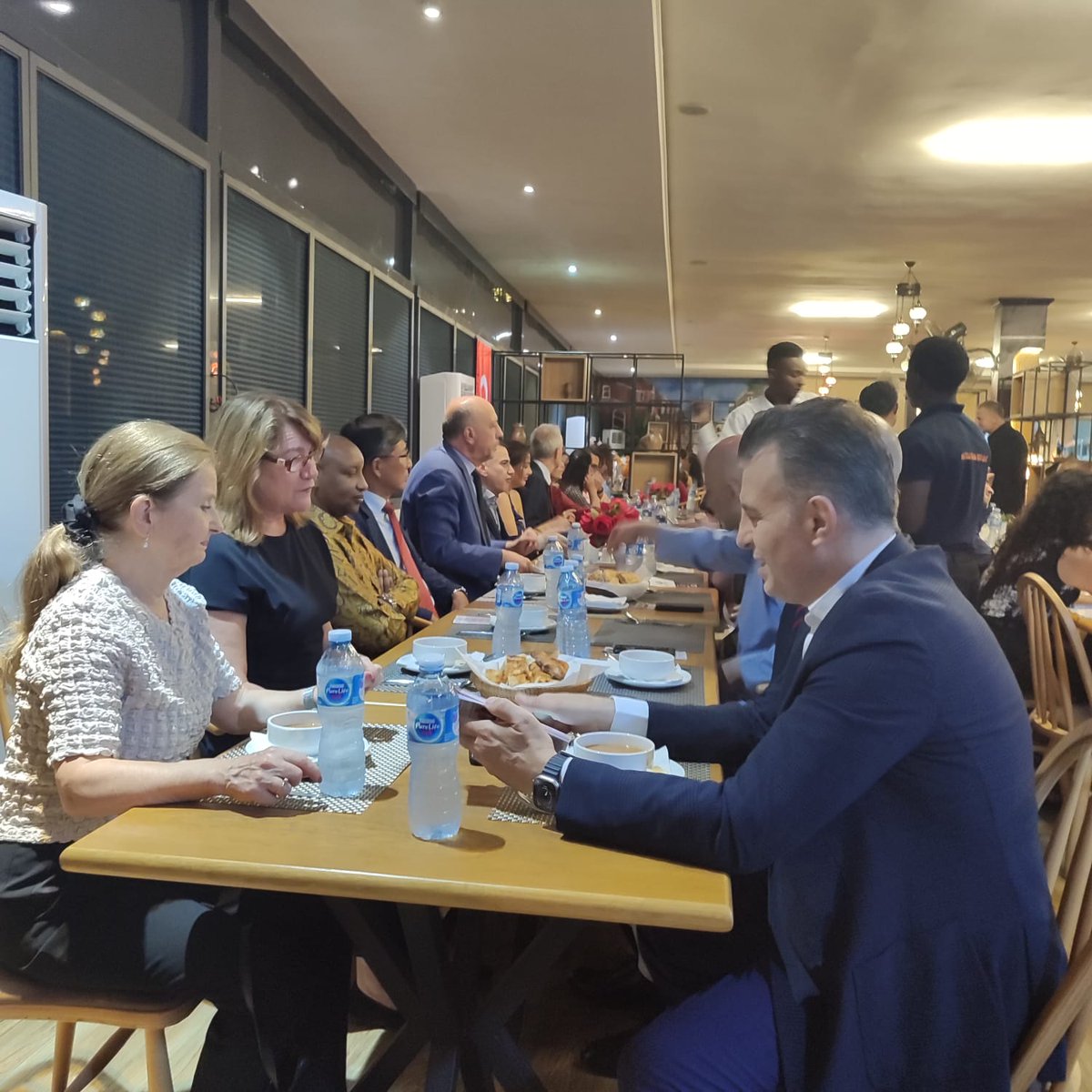 yeenijerya's tweet photo. The program of events organized jointly by Abuja Turkısh Embassy and Yunus Emre Institute within the scope of TurkishCuisineWeek started with the opening dinner at the Anatolia Restaurant, where we tasted the timeless classics of Turkish cuisine.
#yeeorgtr
#TurkishCuisineWeek https://t.co/ykYf5CgJrm