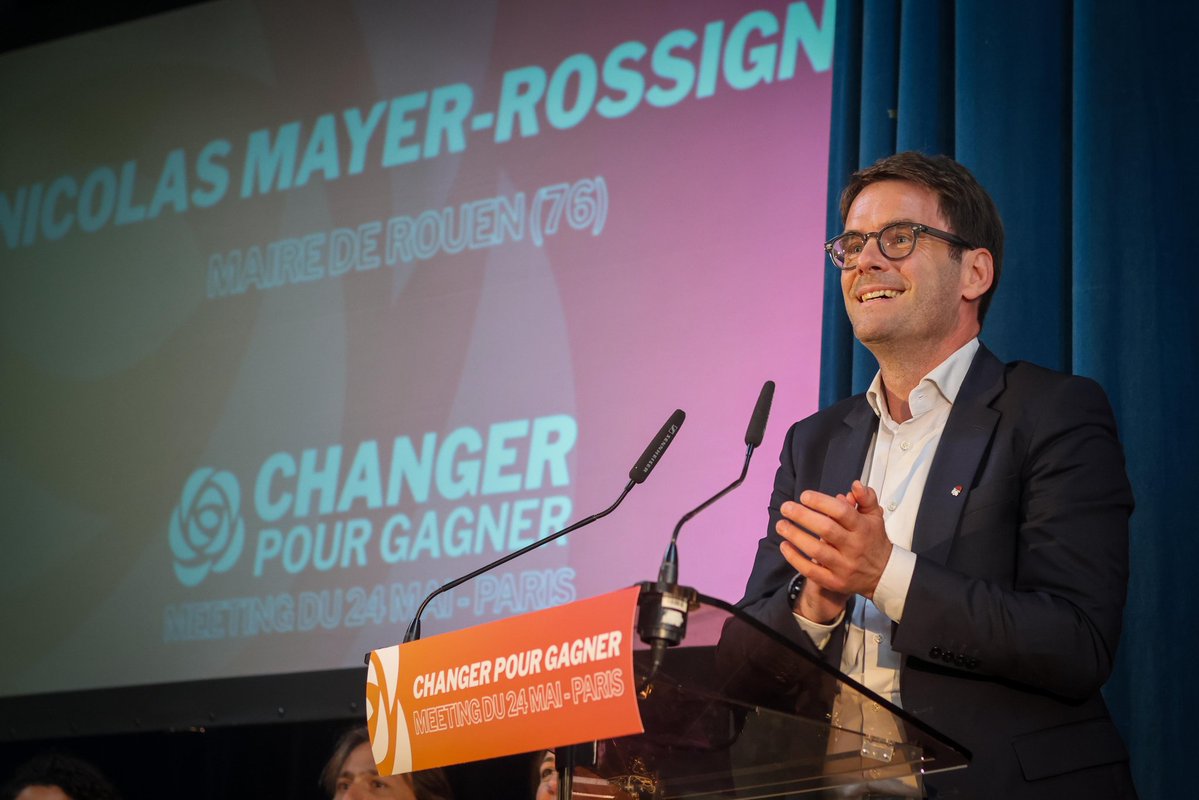 Nicolas Mayer-Rossignol (@nicolasmayernmr) on Twitter photo A 3 jours du vote des textes d'orientation, nous étions un millier dans la salle et sur les réseaux à nous retrouver pour notre meeting <a href="/Changer_PS/">Changer pour gagner 🌹</a> !
Le 27 mai, nous pouvons tout changer pour tout gagner, et pour demain changer la vie ! A 3 jours du vote des textes d'orientation, nous étions un millier dans la salle et sur les réseaux à nous retrouver pour notre meeting <a href="/Changer_PS/">Changer pour gagner 🌹</a> !
Le 27 mai, nous pouvons tout changer pour tout gagner, et pour demain changer la vie !