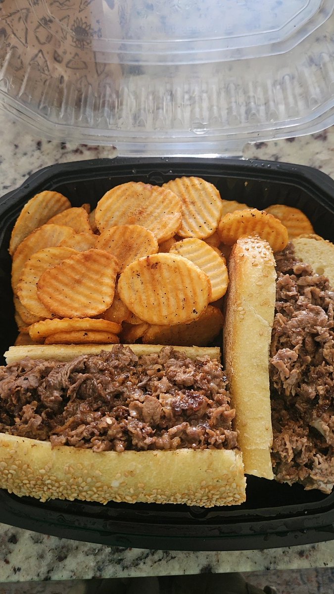 Christie 🪩 tweet media