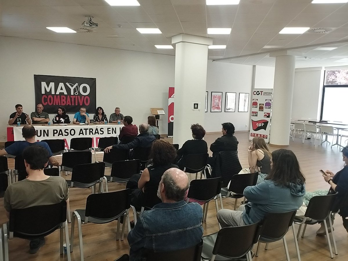 CNT Zaragoza (@cnt_zaragoza) on Twitter photo Comienza el compañero de <a href="/CNT_Huesca/">CNT Huesca</a> exponiendo la inhumana situación en el matadero de #LiteraMeat y el conflicto sindical que mantenemos la CNT.
Ni un paso atrás en la lucha sindical ✊🏼✊🏾
#mayocombativo #cnthuesca #cntzaragoza #cnt Comienza el compañero de <a href="/CNT_Huesca/">CNT Huesca</a> exponiendo la inhumana situación en el matadero de #LiteraMeat y el conflicto sindical que mantenemos la CNT.
Ni un paso atrás en la lucha sindical ✊🏼✊🏾
#mayocombativo #cnthuesca #cntzaragoza #cnt