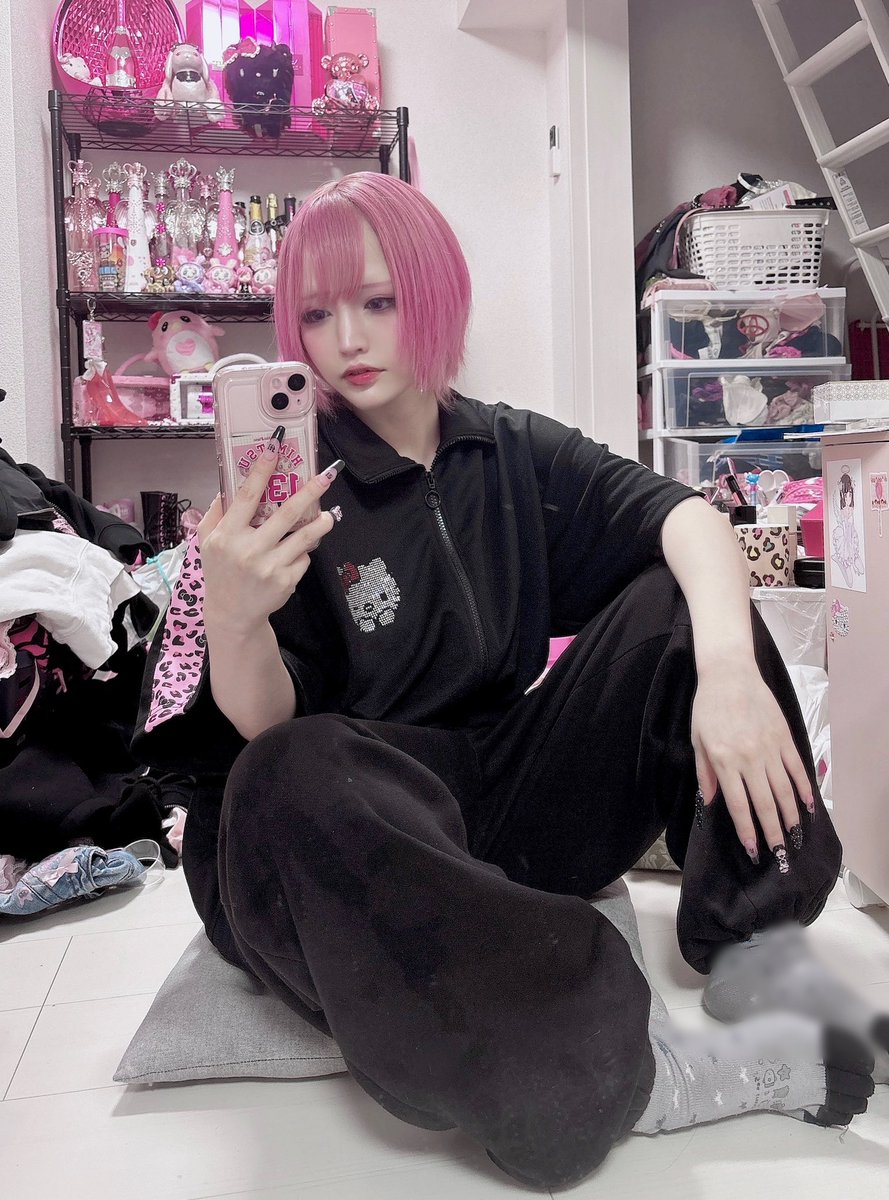 うさぎヶ丘秘密🐇🗝さんのエロ画像、2025年05月25日02時05分09秒に投稿