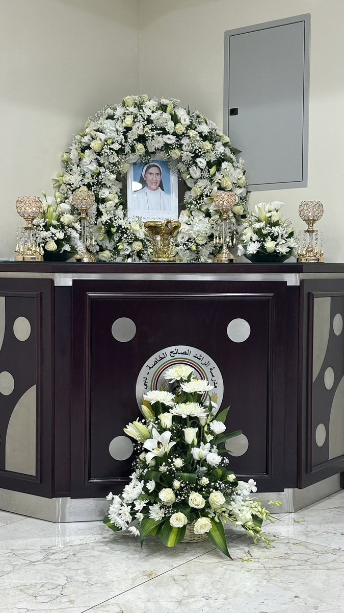 NahidNuri's tweet photo. برحيلك ملهمتي ( سستر سميرة ) رحلت قطعة من قلبي، واهتز ركن من أركان حياتي… كيف لا، وأنتِ من كنتِ لي أكثر من معلمة، أكثر من قائدة… كنتِ السند والداعم، الحضن الدافئ، والقدوة الصادقة.
إنا لله وإنا إليه راجعون 💔😭🤲 https://t.co/AtZM3dXAIK