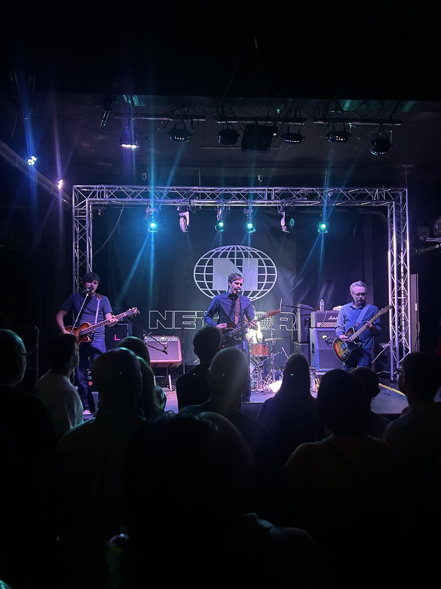 sll_powell's tweet photo. It’s always a good night when watching @TheBluetones play live 💙 https://t.co/JNcnZyiQlN