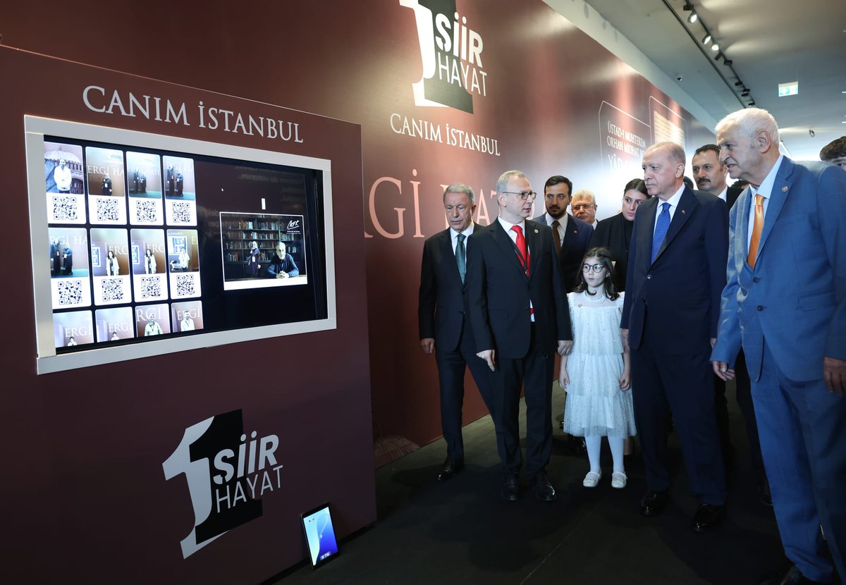 Mehmet Nuri Ersoy (@mehmetnuriersoy) on Twitter photo Cumhurbaşkanımız Sayın <a href="/RTErdogan/">Recep Tayyip Erdoğan</a>’ın teşrifleriyle <a href="/AkmIstanbul/">Atatürk Kültür Merkezi</a>'da gerçekleştirilen “Bir Şiir Bir Hayat: Canım İstanbul” programının açılış törenine katıldık.
Necip Fazıl Kısakürek Kültür ve Araştırma Vakfı tarafından hayata geçirilen bu özel programda, kültür ve sanat Cumhurbaşkanımız Sayın <a href="/RTErdogan/">Recep Tayyip Erdoğan</a>’ın teşrifleriyle <a href="/AkmIstanbul/">Atatürk Kültür Merkezi</a>'da gerçekleştirilen “Bir Şiir Bir Hayat: Canım İstanbul” programının açılış törenine katıldık.
Necip Fazıl Kısakürek Kültür ve Araştırma Vakfı tarafından hayata geçirilen bu özel programda, kültür ve sanat