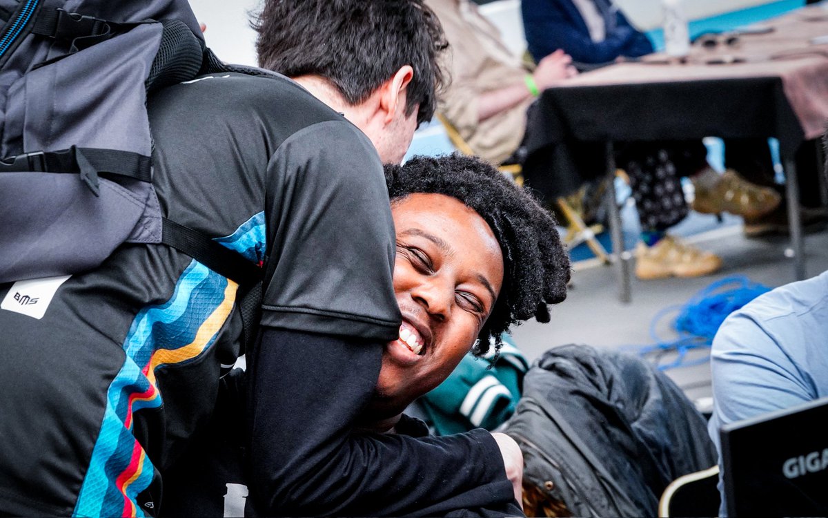 Partners in Smash 🇬🇧
<a href="/Mario_LuigiBIS/">BMS Luugi</a> <a href="/Skawse/">Skaws👀👀 @ KOF 🇫🇷🇫🇷🫡</a> 
#95KOF