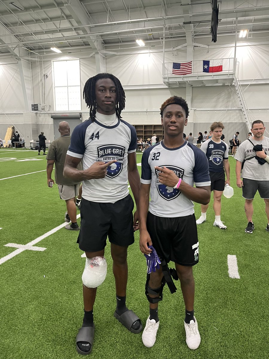 Mikah Blow (@mikah_scoopblow) on Twitter photo Very blessed to receive an invite and a 3⭐️ranking by <a href="/BlueGreyFB/">Blue-Grey All-American Bowl</a> . Still have work to do, The Grind Continues. <a href="/LakeRidgeFB/">Lake Ridge Football</a> <a href="/CoachHarris_LR/">Doryan Harris</a> <a href="/CoachDavis_2/">Deric Davis</a> <a href="/drobalwayzopen/">David Robinson</a> <a href="/CoachDLett/">Derrick Lett</a> <a href="/BryanApplewhite/">Coach B Applewhite</a> <a href="/CJ_Whaley3/">cj whaley</a> <a href="/ToledoQBs/">Robert Weiner</a> Very blessed to receive an invite and a 3⭐️ranking by <a href="/BlueGreyFB/">Blue-Grey All-American Bowl</a> . Still have work to do, The Grind Continues. <a href="/LakeRidgeFB/">Lake Ridge Football</a> <a href="/CoachHarris_LR/">Doryan Harris</a> <a href="/CoachDavis_2/">Deric Davis</a> <a href="/drobalwayzopen/">David Robinson</a> <a href="/CoachDLett/">Derrick Lett</a> <a href="/BryanApplewhite/">Coach B Applewhite</a> <a href="/CJ_Whaley3/">cj whaley</a> <a href="/ToledoQBs/">Robert Weiner</a>