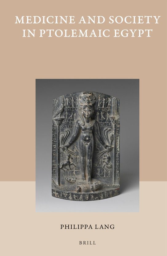 المضحك أنك مصري، وتتحدث عن بول "البعير"
وتتغافل عما هو موثق عن المصريين منذ القدم 

من شربهم للبول وأكلهم البراز البشري🤢🤮

اضافة إلى فضلات الحيوانات مثل:
فضلات التماسيح، وفضلات فرس النهر، وفضلات الماعز، وفضلات القطط.

المصدر كتاب:
Medicine and Society in Ptolemaic Egypt