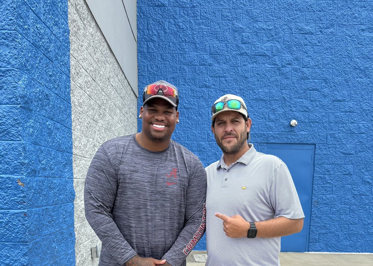 ✨🏈 “COACH G”Nick Gentry🏈✨ (@nickbgentry) on Twitter photo Ran into a Bama Brother <a href="/QuinnenWilliams/">Quinnen Williams</a> about to enjoy the Lake in Pell City! A Special place brings Special People! <a href="/PellCityFTBL/">Pell City Football</a> <a href="/AlabamaFTBL/">Alabama Football</a> #LakeLife #StalkThePrey Ran into a Bama Brother <a href="/QuinnenWilliams/">Quinnen Williams</a> about to enjoy the Lake in Pell City! A Special place brings Special People! <a href="/PellCityFTBL/">Pell City Football</a> <a href="/AlabamaFTBL/">Alabama Football</a> #LakeLife #StalkThePrey