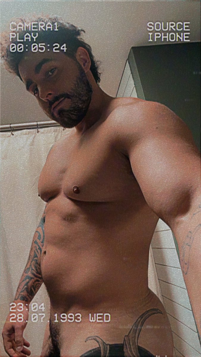 Too thicc for you? 🤤