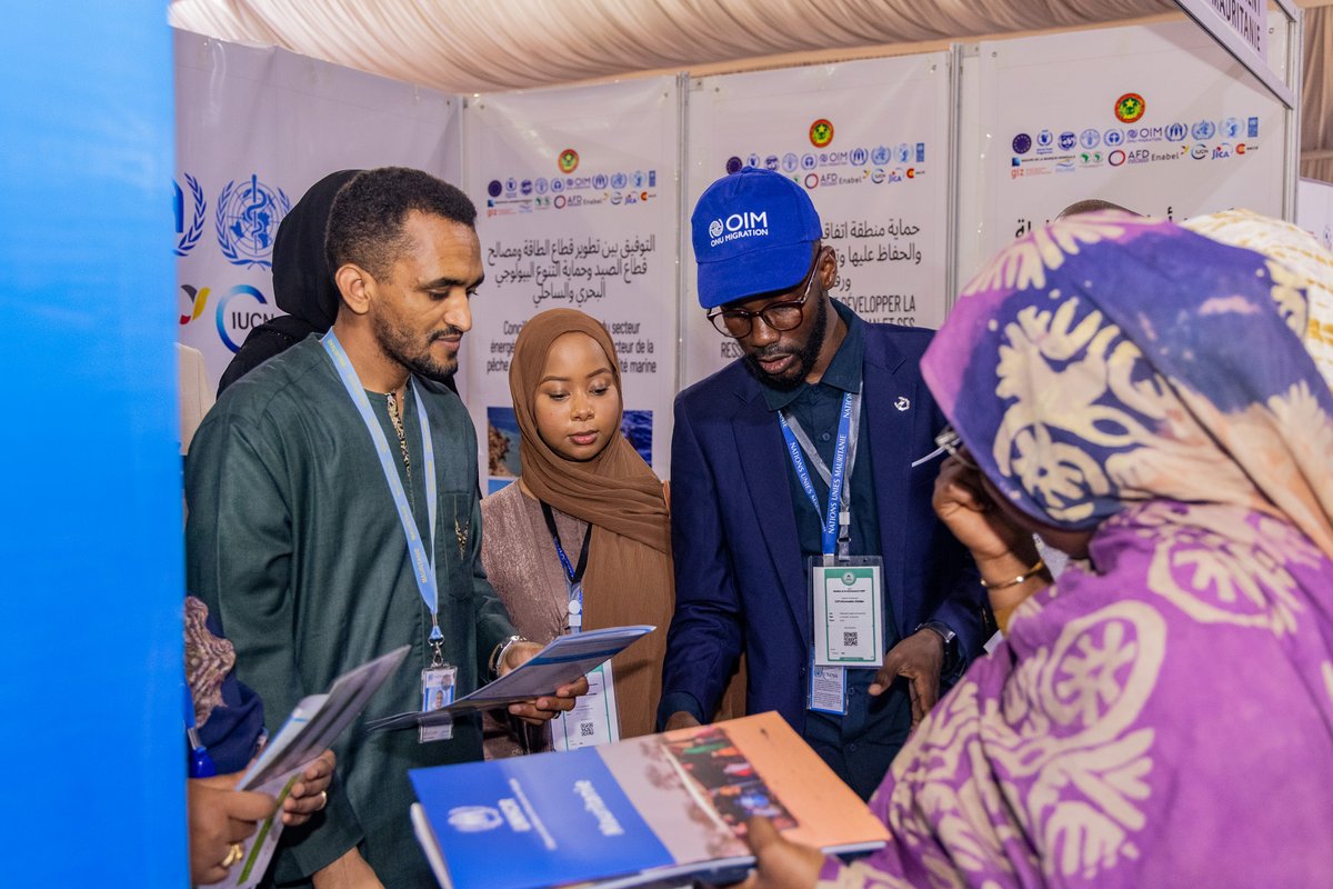 OIMMauritanie's tweet photo. Nouakchott | 21-23 mai
L’#OIM a participé à la #COP14 aux côtés de l’ONU :
📚 Stand interactif sur migration & climat
👥 Side-event sur l’action climatique des jeunes
Merci à @Udenrigsministeriet pour son soutien à cette participation.
#COP14 https://t.co/wijOaYsRrw