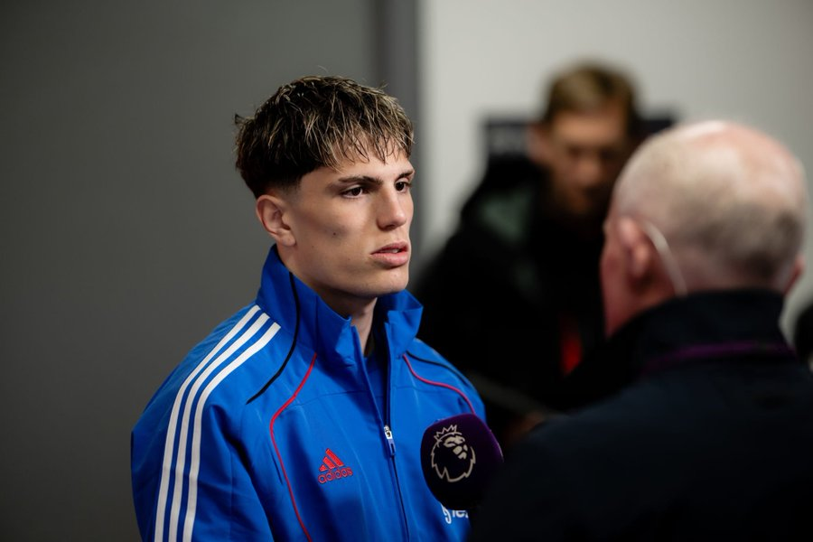 The Touchline | 𝐓 tweet media