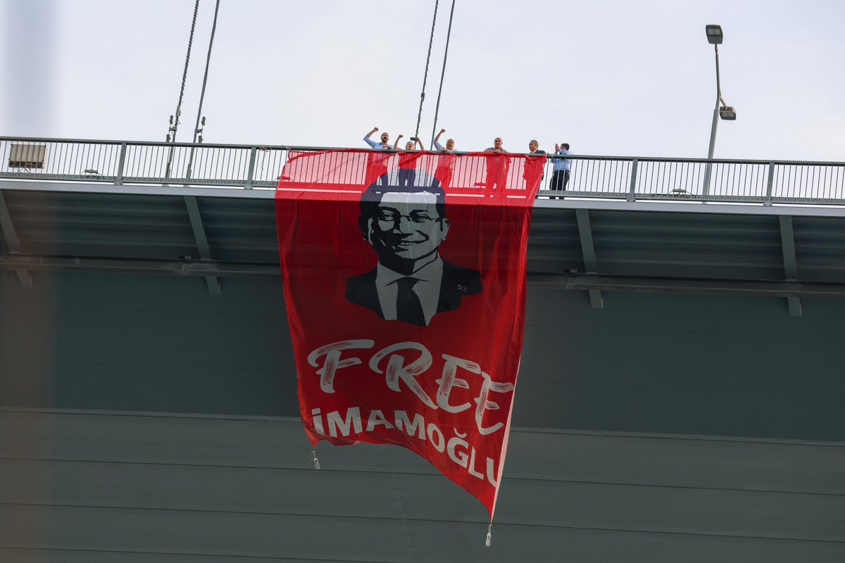 Cumhurbaşkanı adayımıza özgürlük.