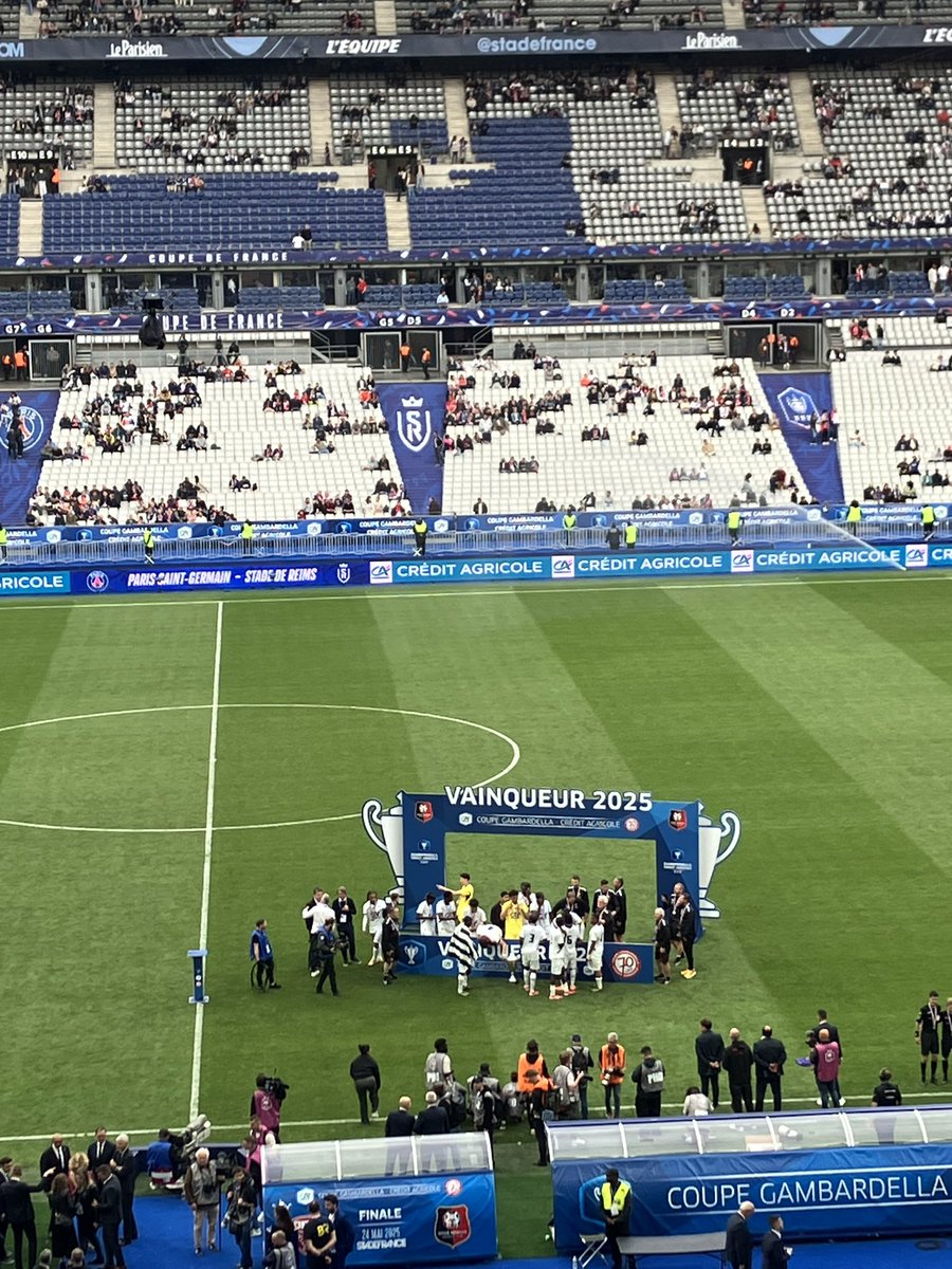 📍Stade de France. Rennes vainqueur 3-2 de sa 4e Gambardella contre Dijon. Un but de Meïté dans les derniers instants ! #PSGSR #Gambardella #SRFCDFCO