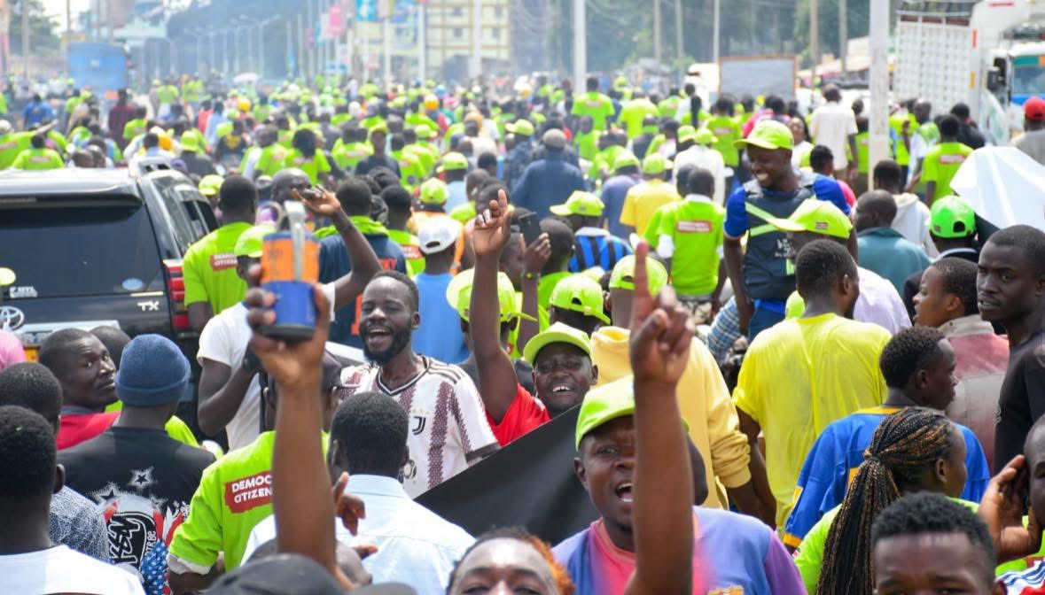 Itungati001's tweet image. We commend the resilience of Kakamega residents who stood firm in the face of police intimidation as they welcomed Democracy for Citizens Party (DCP) Deputy Party Leader Cleophas Malala and the entire DCP brigade.

We strongly condemn the use of live bullets by the police against…