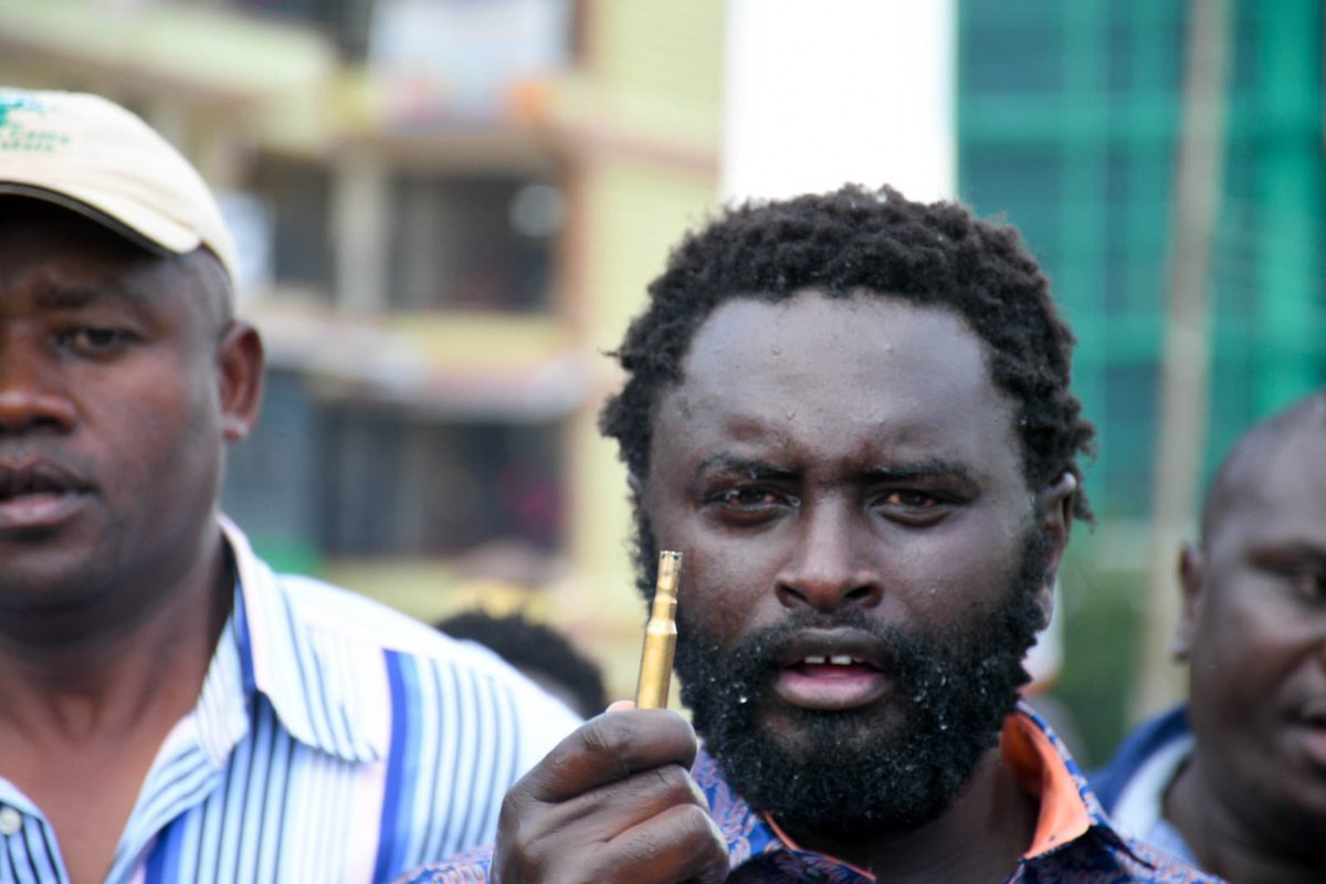 Itungati001's tweet image. We commend the resilience of Kakamega residents who stood firm in the face of police intimidation as they welcomed Democracy for Citizens Party (DCP) Deputy Party Leader Cleophas Malala and the entire DCP brigade.

We strongly condemn the use of live bullets by the police against…