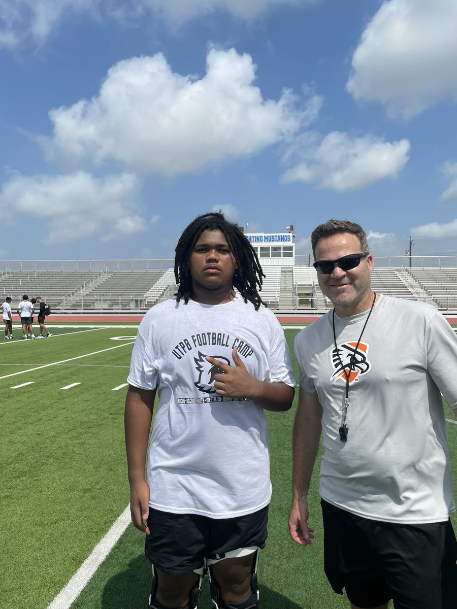 Sean Boston (@seanboston27) on Twitter photo Had good time at UTPB camp. It was a good day to learn from <a href="/MikeBabcock44/">Mike Babcock</a> and <a href="/CoachShultzOL/">Ivan Shultz</a> <a href="/UTPBFootball/">UTPB Football</a> Thank yall for the opportunity !! <a href="/declan_deyoung/">Declan DeYoung</a> <a href="/FBswarmfootball/">Flour Bluff Football</a> Had good time at UTPB camp. It was a good day to learn from <a href="/MikeBabcock44/">Mike Babcock</a> and <a href="/CoachShultzOL/">Ivan Shultz</a> <a href="/UTPBFootball/">UTPB Football</a> Thank yall for the opportunity !! <a href="/declan_deyoung/">Declan DeYoung</a> <a href="/FBswarmfootball/">Flour Bluff Football</a>