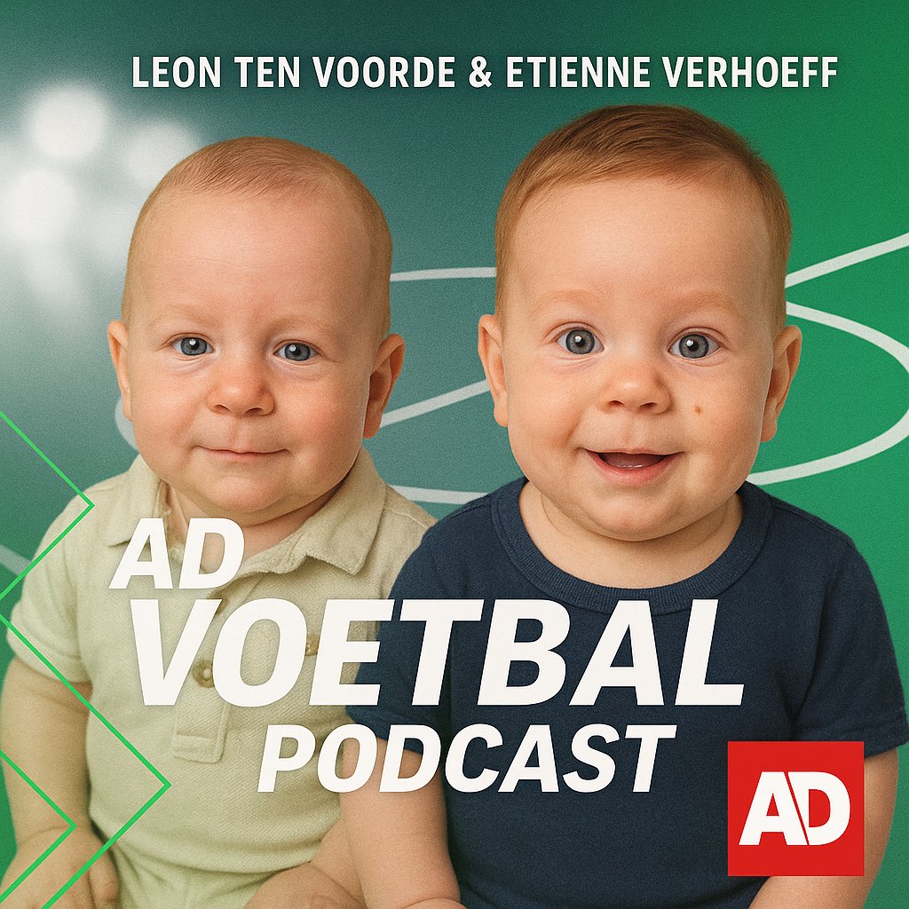 Opstelling voor de <a href="/ADSportwereld/">AD.nl/sportwereld</a> voetbalpodcast. 
1/2
