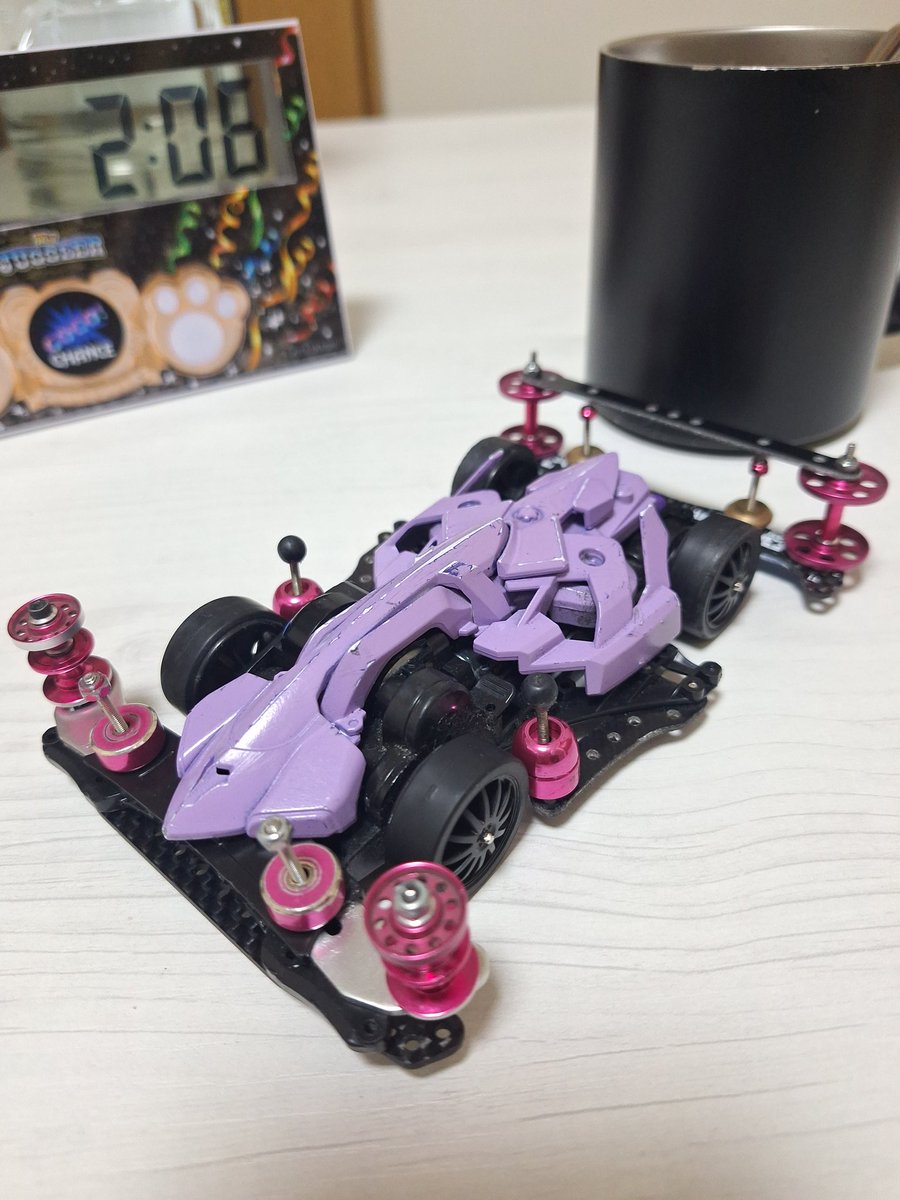 変な時間に起きちゃった🥱
今日も全然ダメ🙍完走できない💦
タイヤ変えたのがダメなのかスラダンがよくないのか…ん～🤔
朝イチ万代で走らせてみてダメだったら月例は辞退しようかな😞